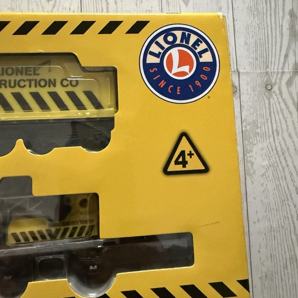 LIONEL‎ - Lionel Construction Battery Operated Mini Train Set (712066)